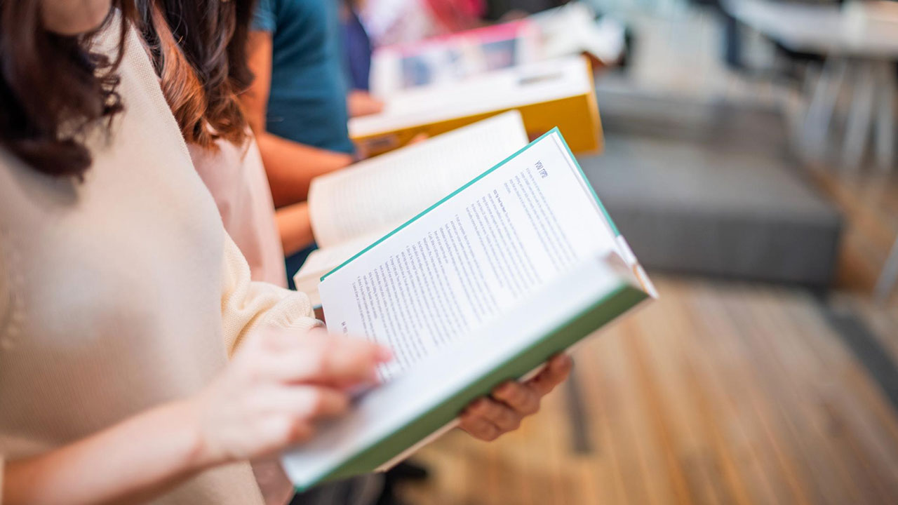 profesores de secundaria de lengua castellana y literatura